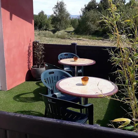 Guest house Aux Deux Elles Villemoustaussou